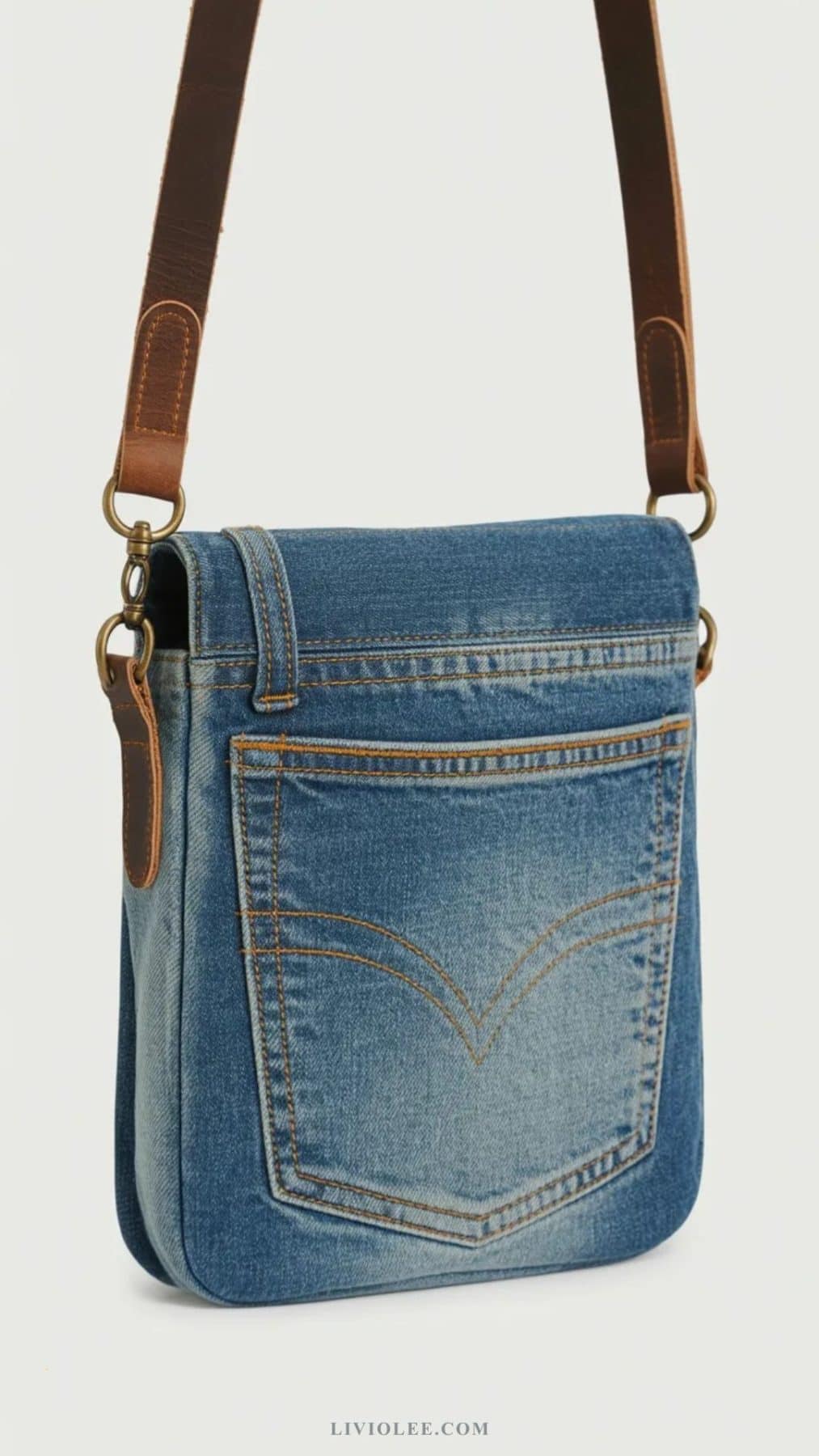 back pocket cross body bag 4