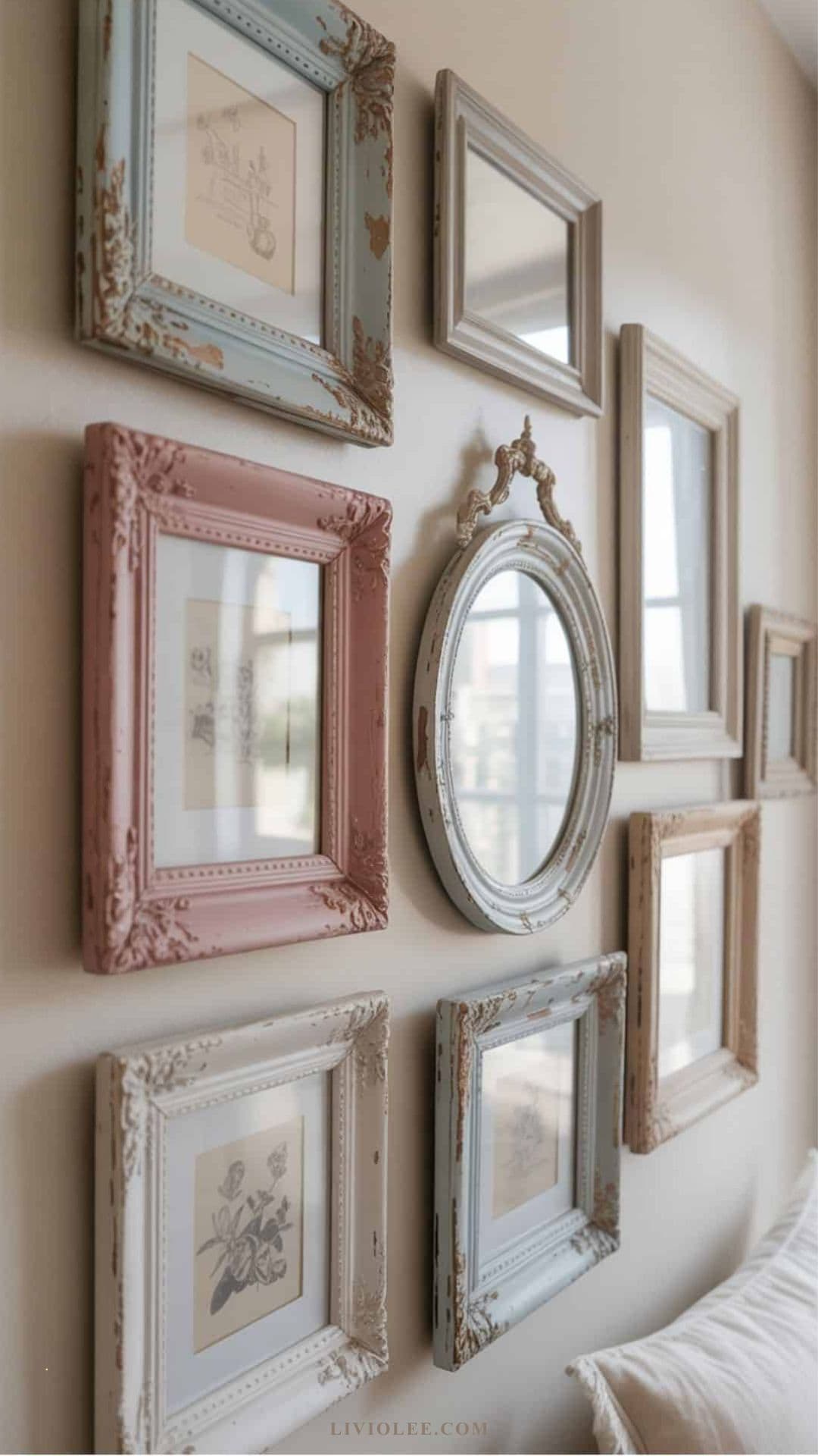 shabby chic DIY distressed frame wall